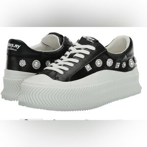 Circus by Sam Edelman, Taelyn Sneaker, woman’s size 8